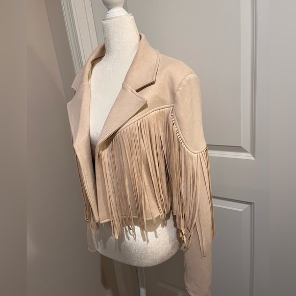 Cream Faux-Suede Fringe Jacket Size S - Picture 2 of 6
